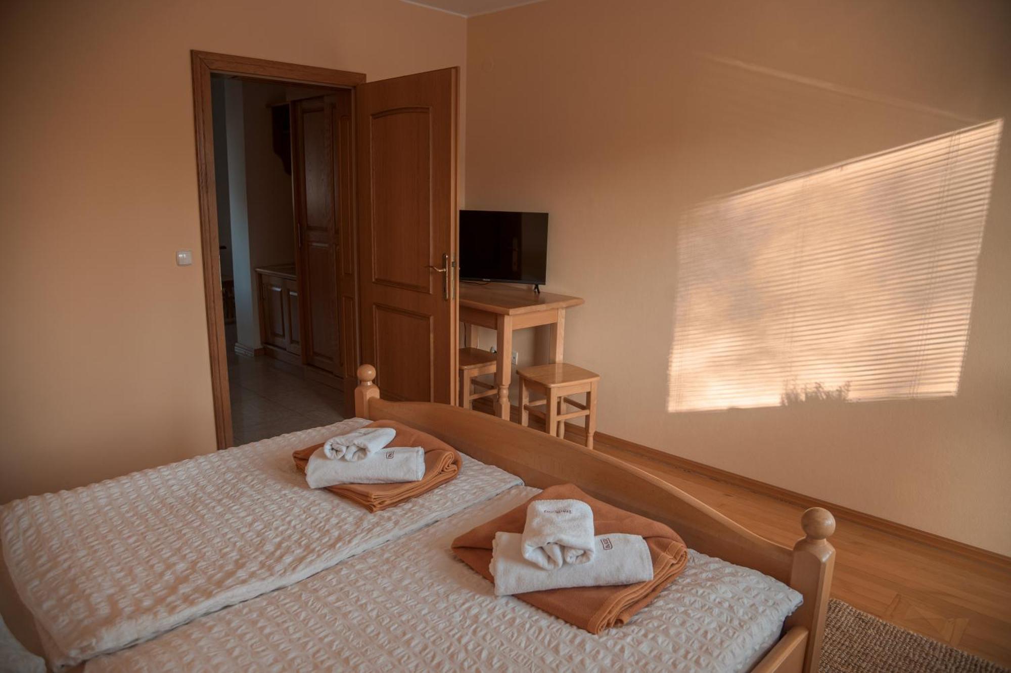 Rooms And Apartments Panker Moravske-Toplice Exterior foto